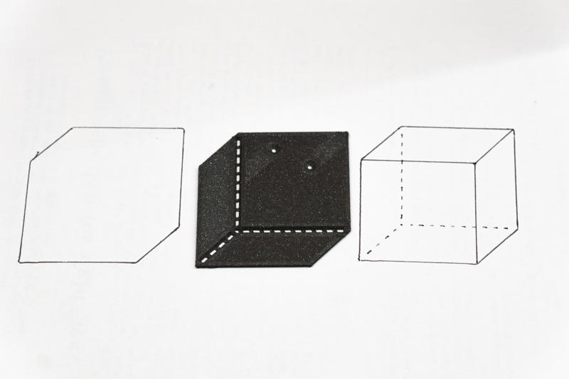 Cube Ruler - Ruler for drawing a cube (4 cm side)