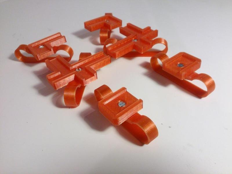 Anti-vibration feet for GEEETech i3 Pro B with 8mm acrylic frame