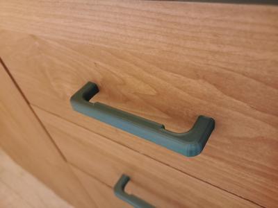 Kitchen cabinet/drawer handle
