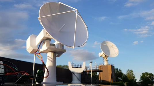 Satellite tracking antenna model