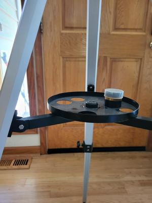 Telescope tripod bracket