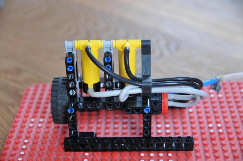 Valve for Lego Pneumatic Engines