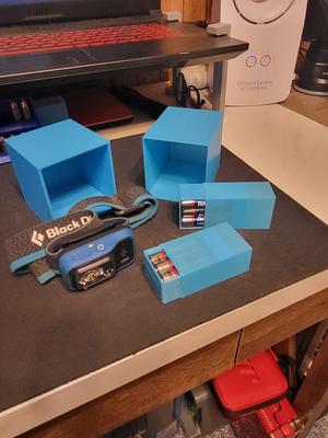 Black Diamond Cosmo Headlamp Box with Battery Boxes
