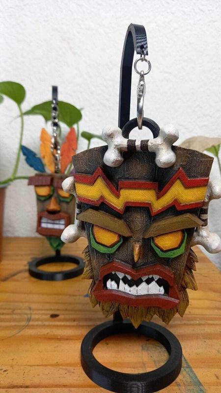 akuaku and ukauka decorative pendant crash bandicoot