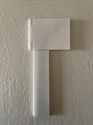 Re-usable straw holder/protector