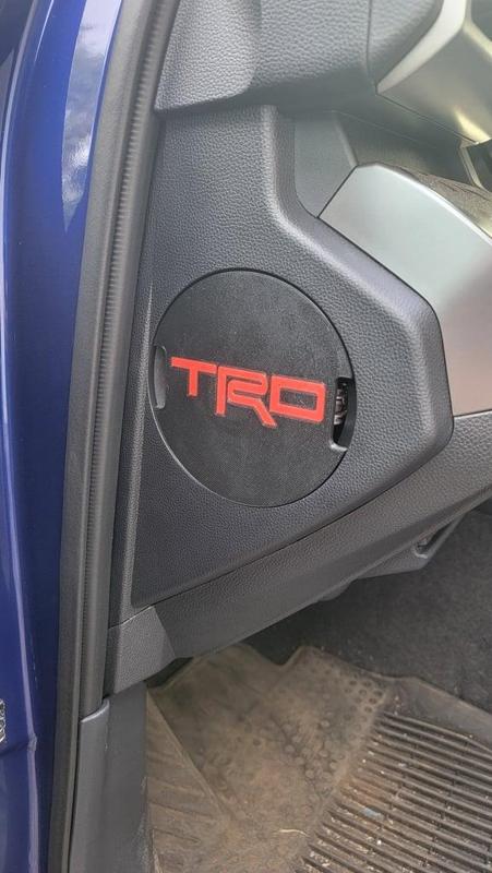 4th Gen Tacoma/6th Gen 4Runner Dash side cubby lid with Leatherman holder