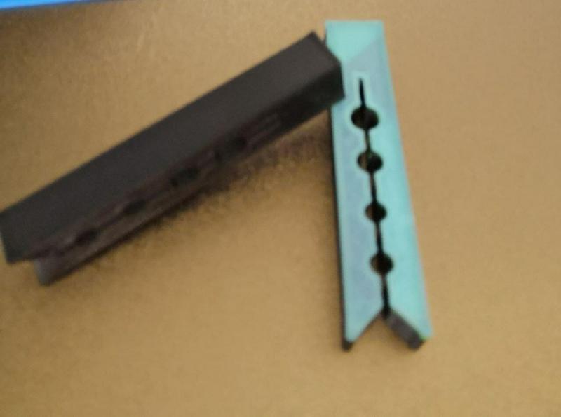 Clothespin / Clothepin