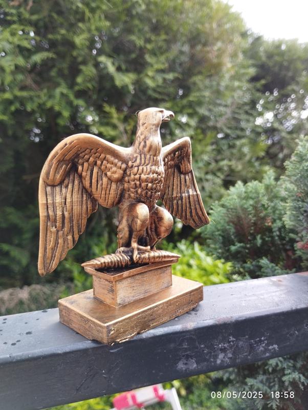 Roman or Napoleonic eagle