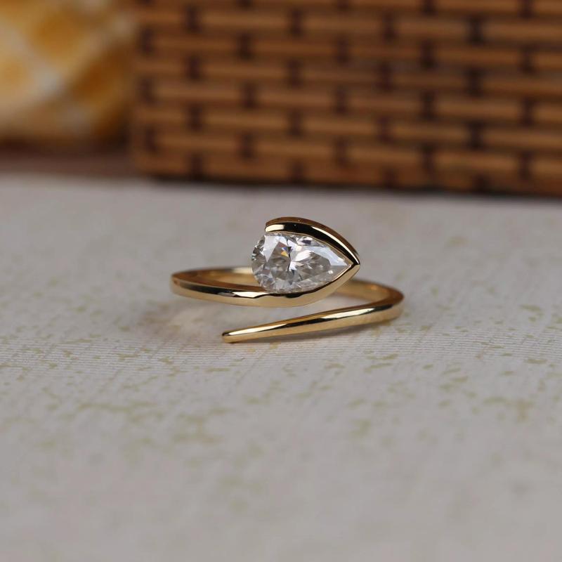 Contemporary Pear Cut Diamond Ring - 3D Model