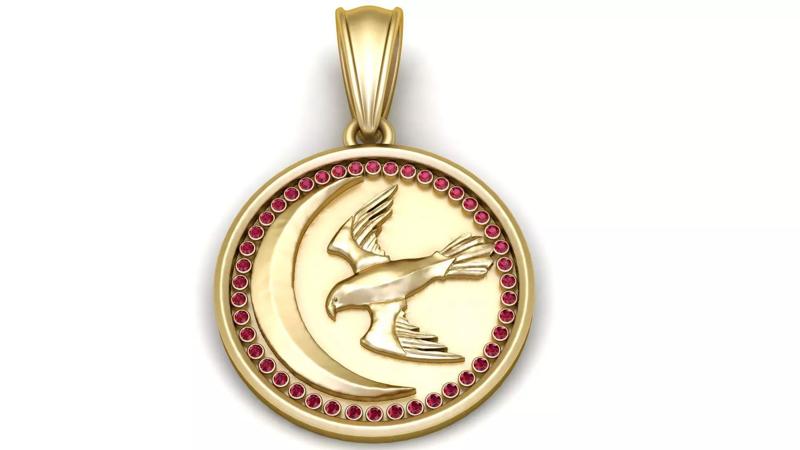 stunning gold pendant