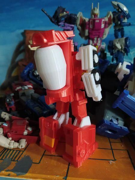 Sixbuilder upgrade kit for Tim Yeung Devastator