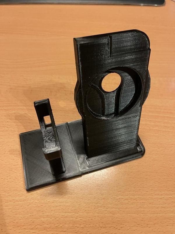 Iphone 12 Pro Max Mag Safe and Samsung Galaxy Watch