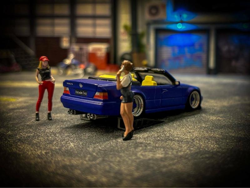 Four-pipe exhaust for Hot Wheels Mercedes-Benz 500E and 560 SEC AMG