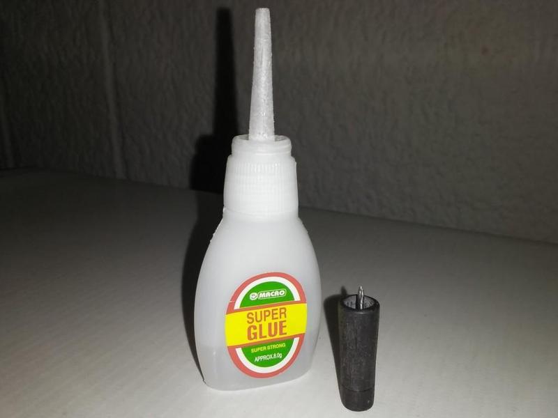 Tapa Seguro para Super Pegamento ⇌ Safe Cap for Super Glue