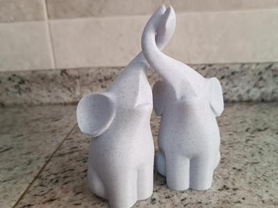 Elephant intertwined Couple Decorative Model