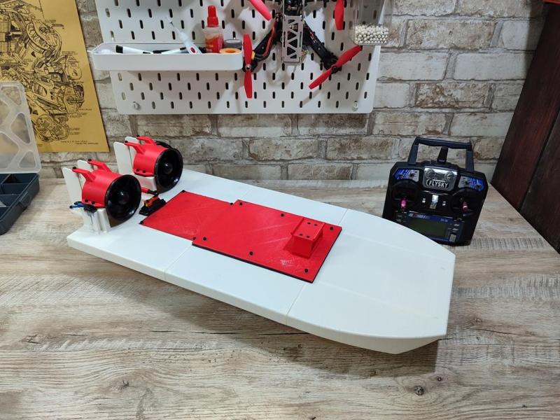 Airboat with two impellers