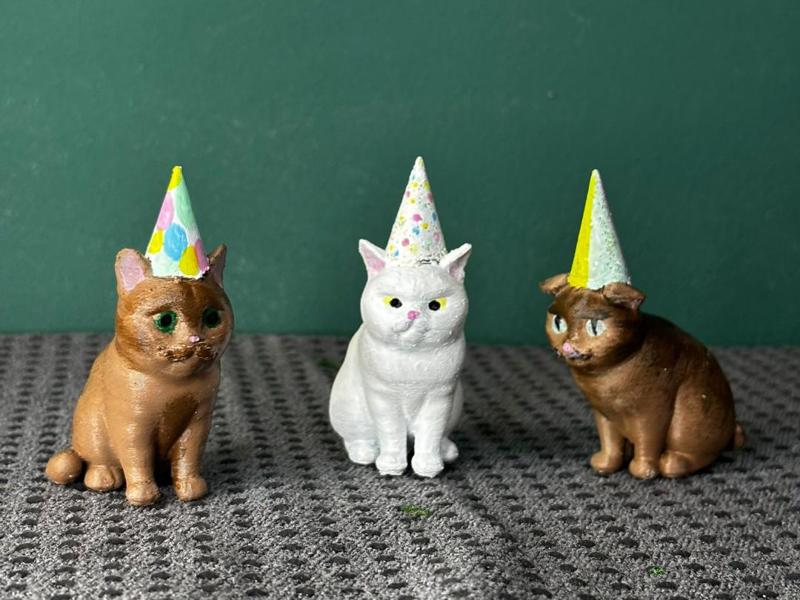 Miniature Cats Birthday Cake Decoration 