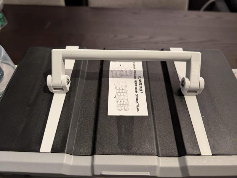 Werckmann connectable carry handle