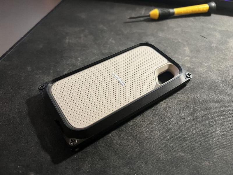 Sandisk Extreme / Extreme Go Portable SSD Case