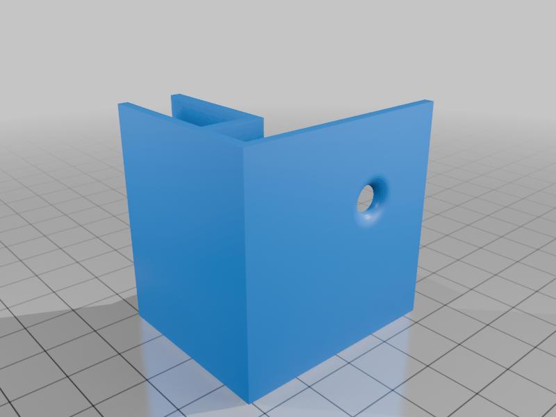 Esquinero para policarbonato de 8 mm