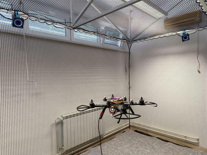 Quadrotor Airframe for Engineering Education