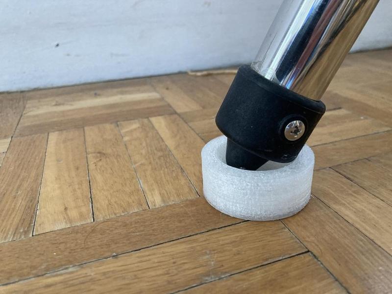 Pied amortisseur tripode telescope