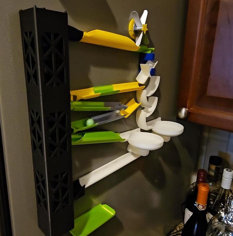 Magnetic Marble Lift