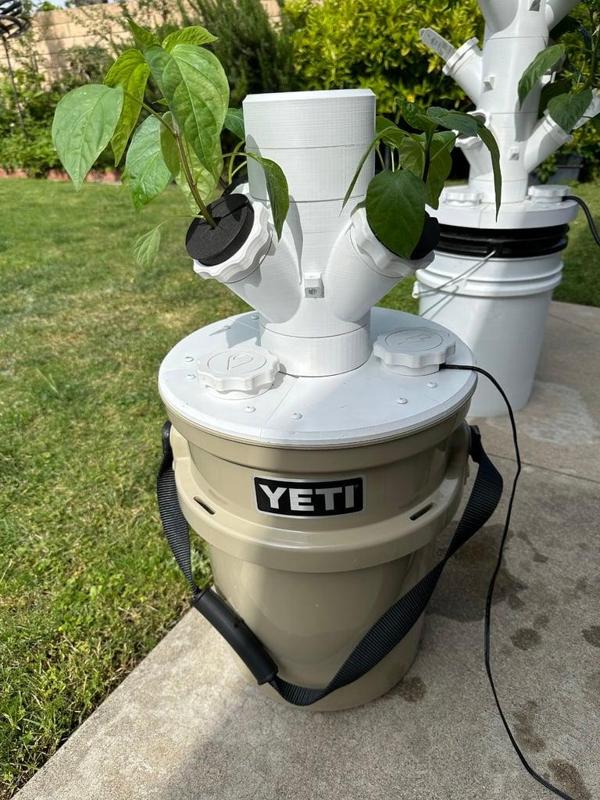 Yeti Bucket Lid for Hydroponic Tower Garden