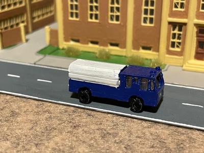 Emergency service vehicle 4 (z-scale)