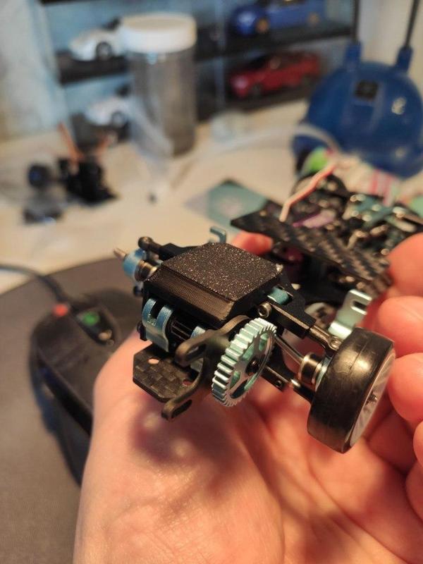 TG Racing diff cover and esc holder