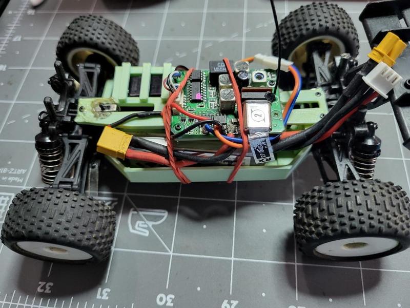 Losi 1/24 Truggy Chassis w/top plate
