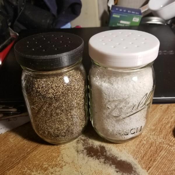 Salt Shaker Lid