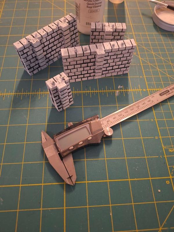 Cut Stone Separate Wall Foundation Small Pilaster