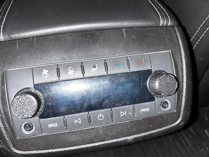 2017 Buick Enclave rear radio and climate control knobs (D-Hole)