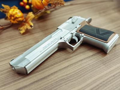 Resident Evil 2 - Desert Eagle 50AE Lightning Hawk