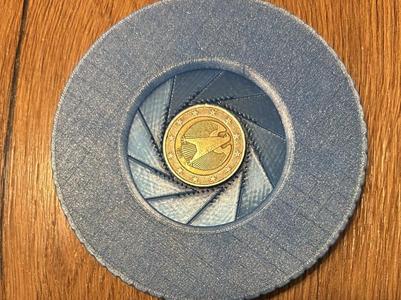 Coin Holder Iris
