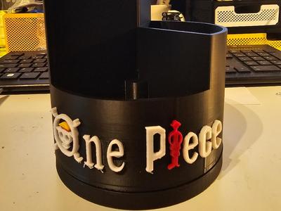 One Piece Pen Holder