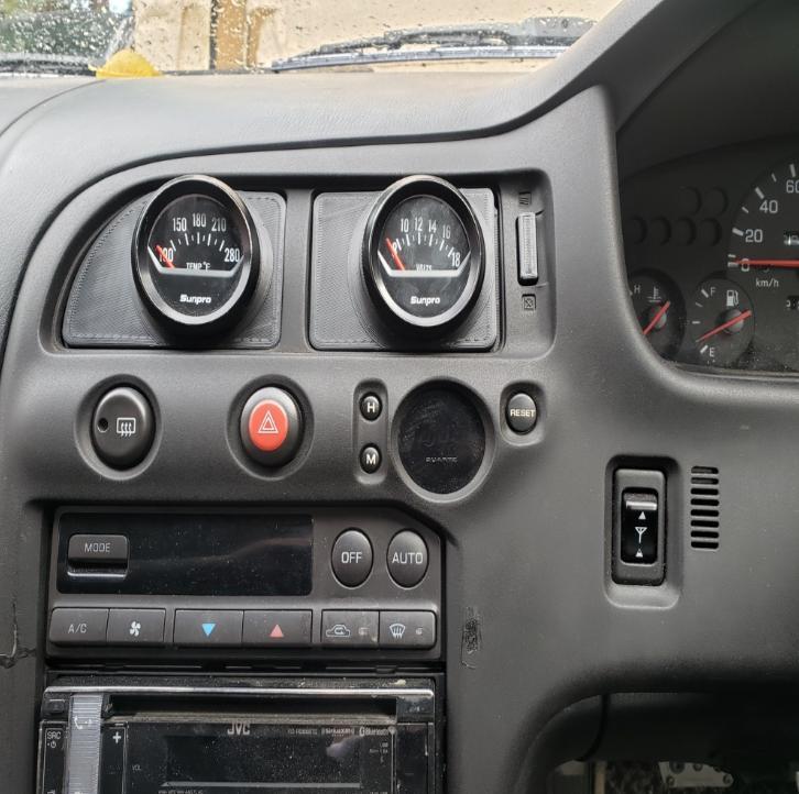 R33 Nissan Skyline Center Vent Gauge Pod