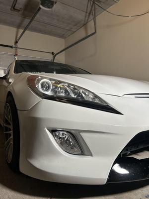 Hyundai Genesis Coupe Cuper Front Bumper Foglight Housings