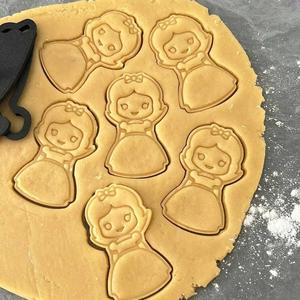 SNOW WHITE COOKIE CUTTER