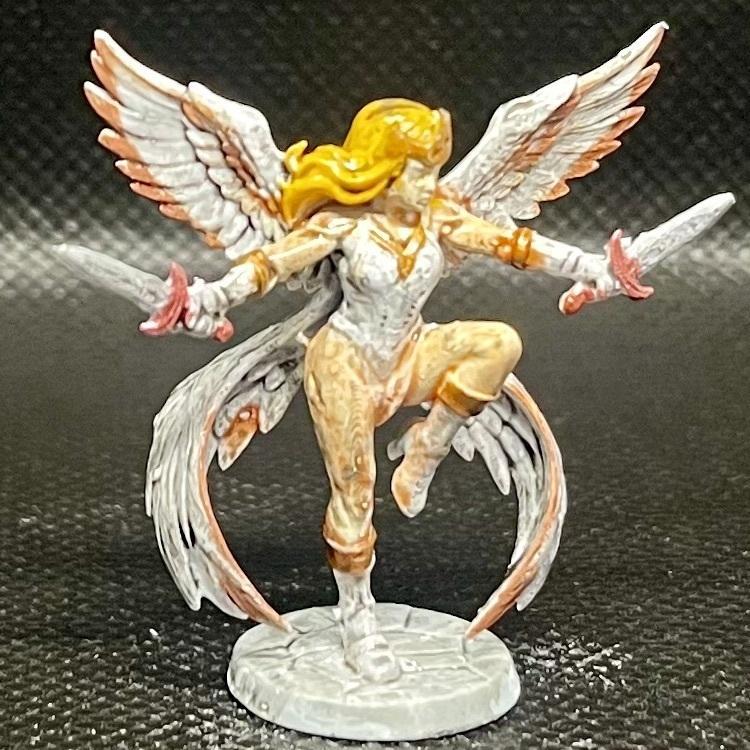 32mm Heroic Mini – Sera Lux, Celestial Guardian (V3)