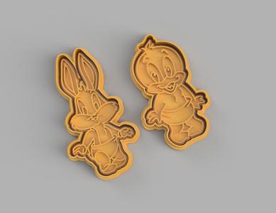 Looney tunes cookie cutter x2