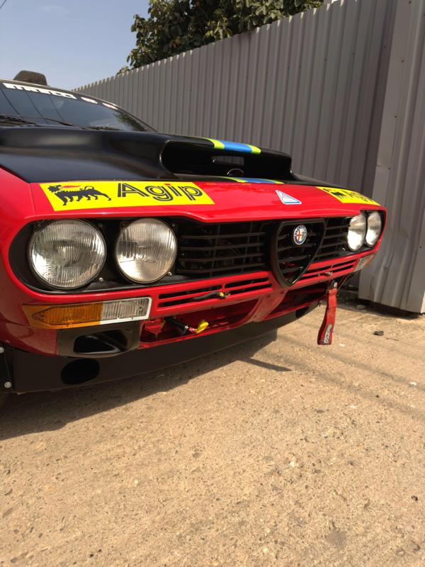 Alfa Romeo Alfetta GT and GTV  Front headlight grill 1976 version (1974–1987)