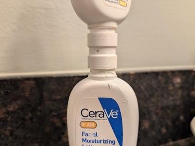 Facial Moisturizer/Lotion Bottle Transfer Cap