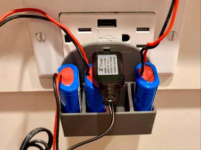 Battery charging station for CyberBrick batteries
