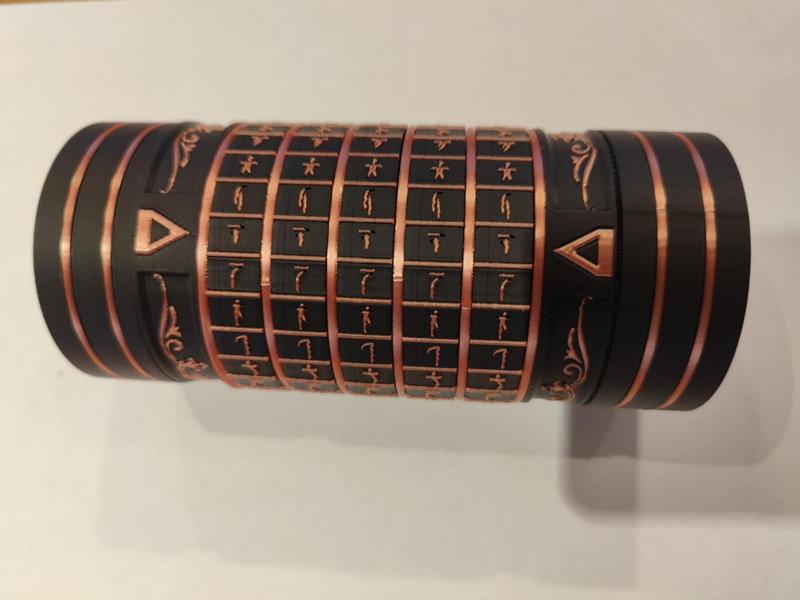 Letter Ring in Iokharic script for Cees Cryptex