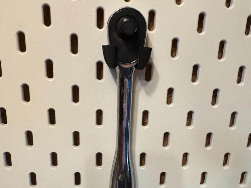 Biltema ratchet wrench (3/8) holder for Skadis