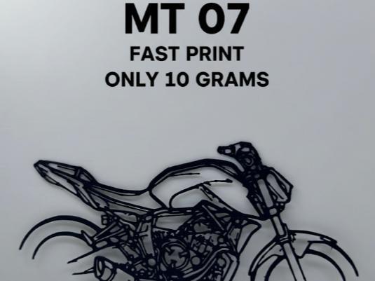 Yamaha MT07 Silhouette