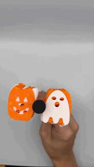Pumpkin and Ghost Spinner