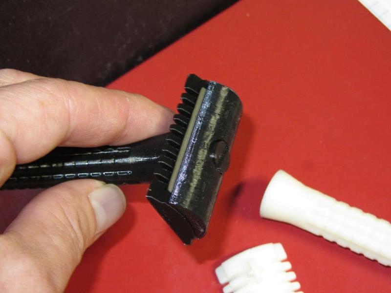 Double Edge Shaver (Yet Another)